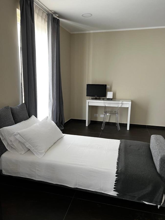 Lo Svevo Appartement Catánia Buitenkant foto