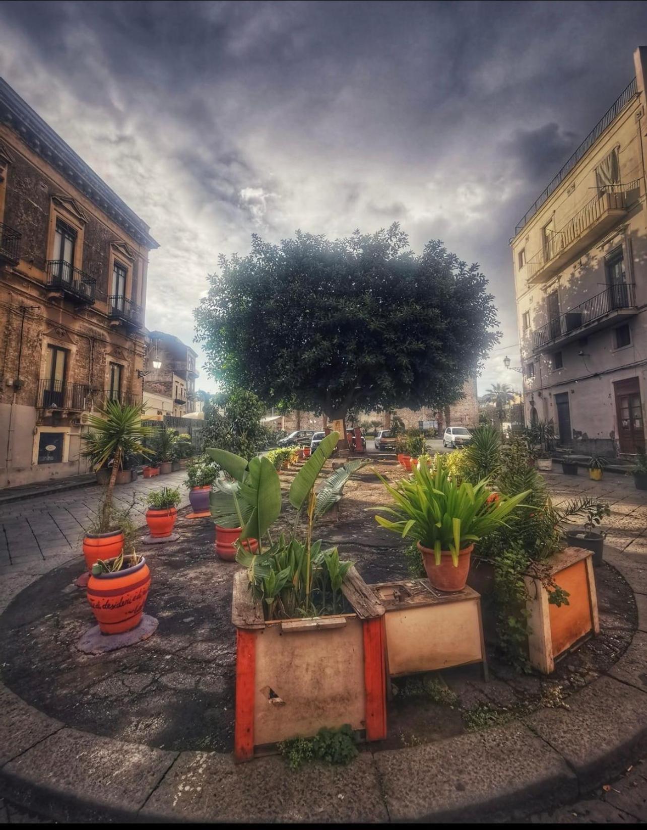 Lo Svevo Appartement Catánia Buitenkant foto